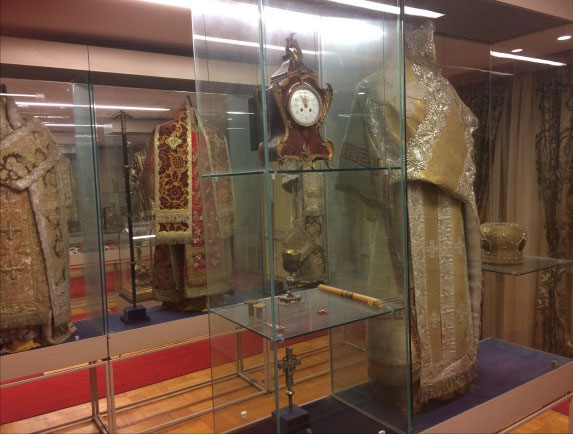 ОТКРИВЕНА СУДБИНА ЕКСПОНАТА: Његошев сат у ризници на Цетињу